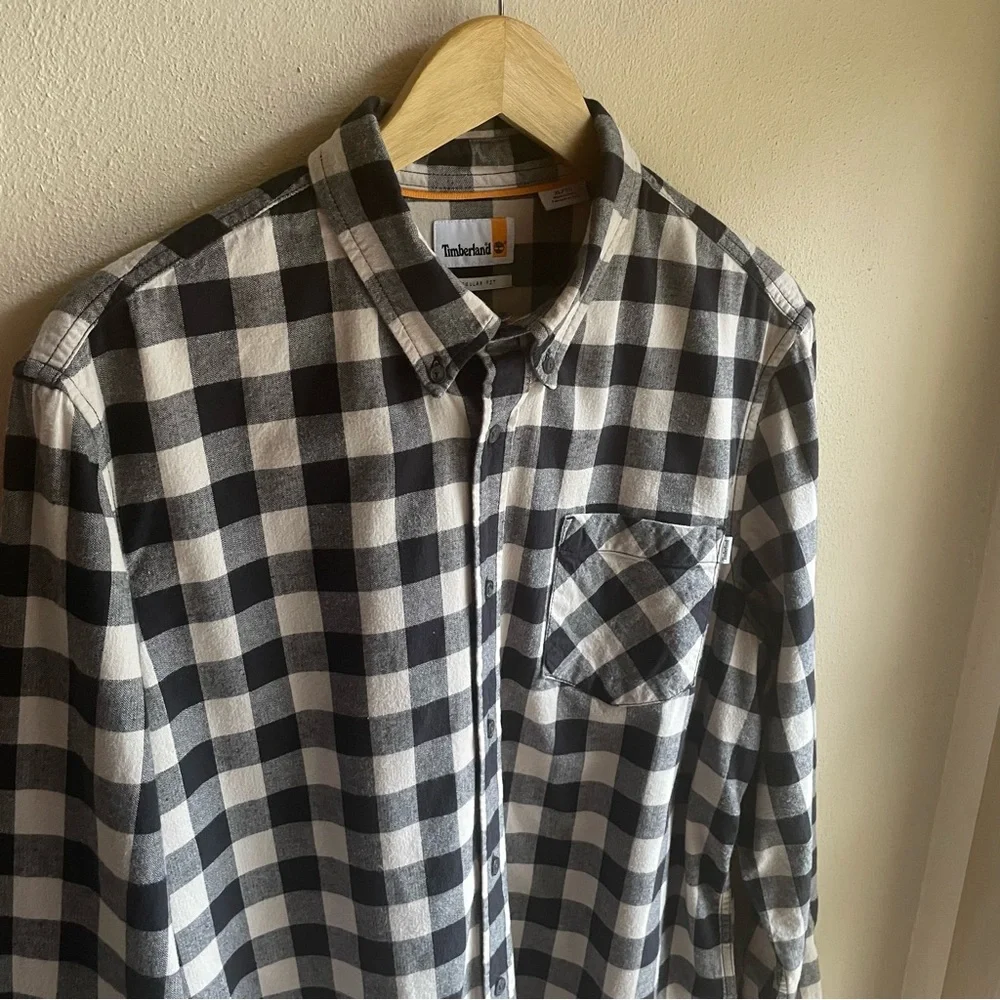 Timberland Flannel/ Chambray Buffalo Check Button-down Shirt. Cream/ Black XL